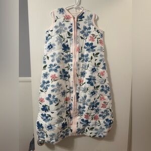 Burt’s Bee’s beekeeper wearable baby blanket